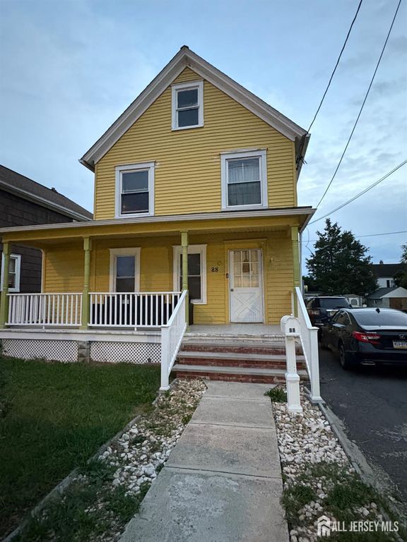 88 Woodbridge Avenue, Sewaren, NJ 07077