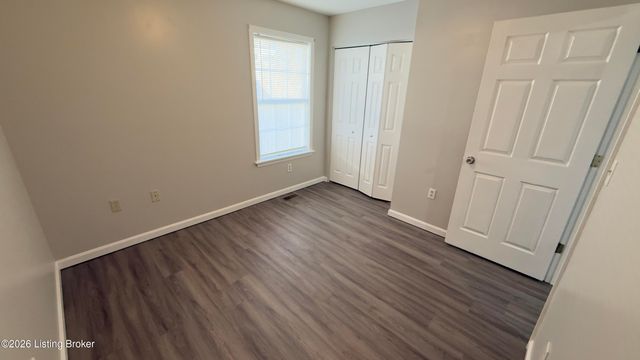 1117 Louis Coleman Junior Dr, Louisville, KY 40211