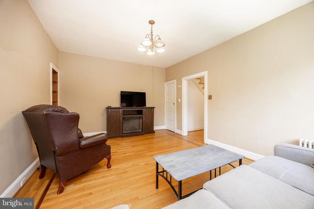 516 S CHURCH ST, West Chester, PA 19382