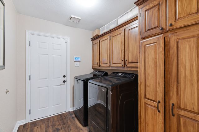 3304 Lauren Way, Flower Mound, TX 75028