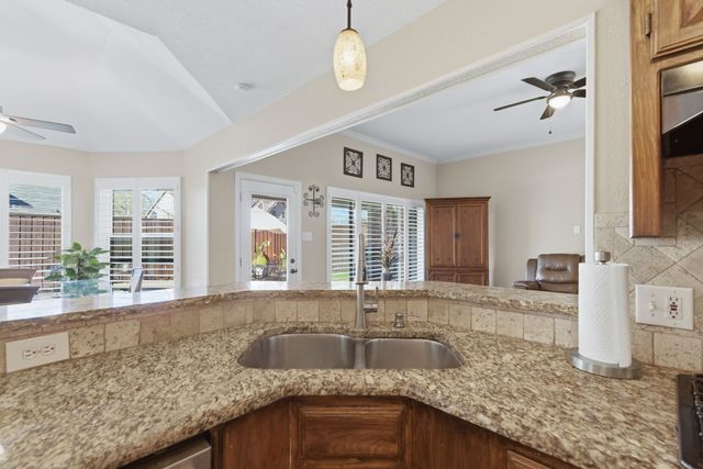 3304 Lauren Way, Flower Mound, TX 75028