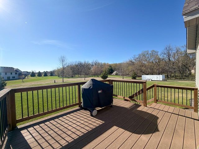 21480 Evergreen Street NW, Oak Grove, MN 55011