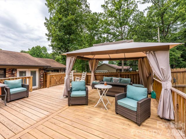 1106 Robinhood Lane, Kannapolis, NC 28081