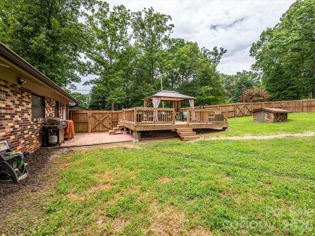 1106 Robinhood Lane, Kannapolis, NC 28081