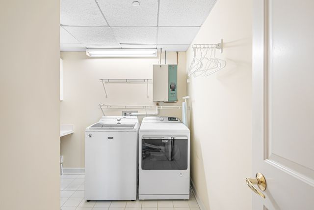 445 E NORTH WATER Street 2003, Chicago, IL 60611