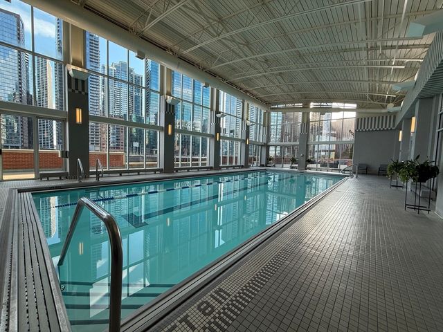 445 E NORTH WATER Street 2003, Chicago, IL 60611