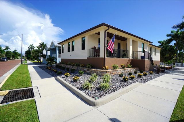 301 GOLDSTEIN STREET, Punta Gorda, FL 33950