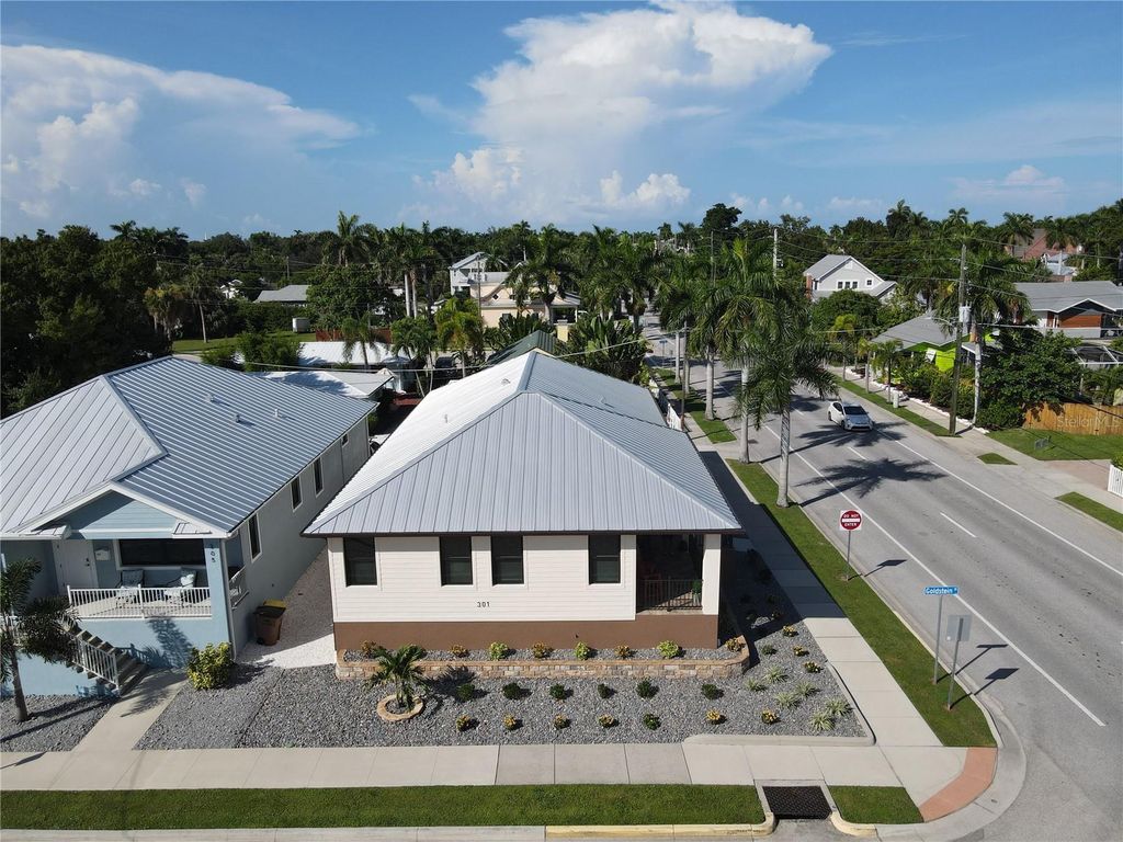 Image 42 of property listing at 301 GOLDSTEIN STREET, Punta Gorda, FL 33950