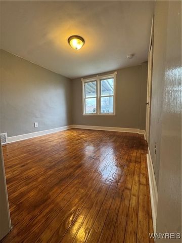 549 Indian Church Road 1, West Seneca, NY 14224