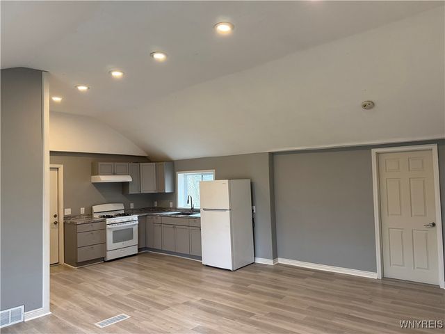 549 Indian Church Road 1, West Seneca, NY 14224