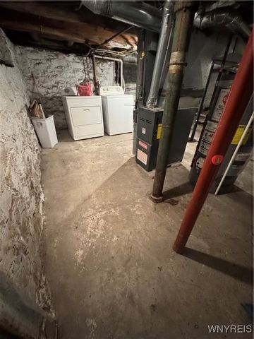 549 Indian Church Road 1, West Seneca, NY 14224