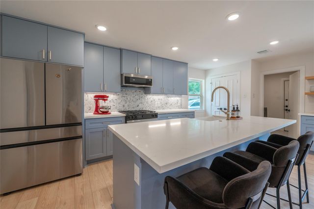 1218 Shadeland Drive, Houston, TX 77043