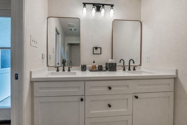 1218 Shadeland Drive, Houston, TX 77043