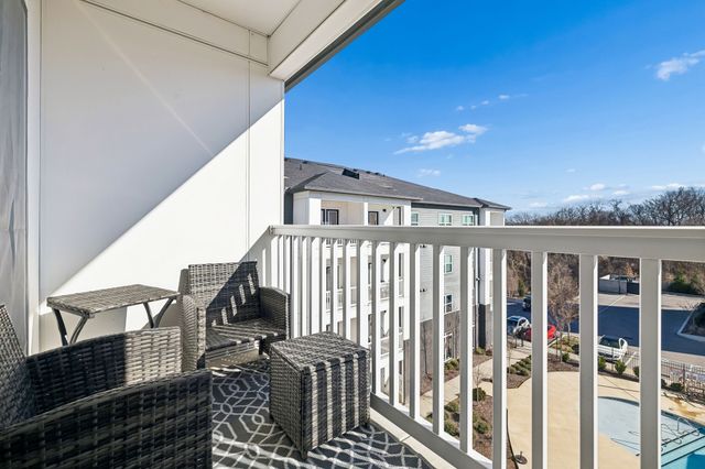 1540 Lebanon Pike Unit 414, Nashville, TN 37210