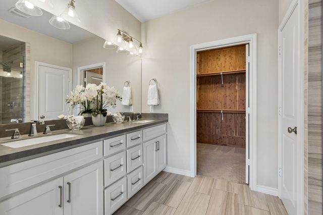 520 Sheer Bliss Lane, Fort Worth, TX 76114
