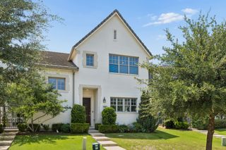 520 Sheer Bliss Lane, Fort Worth, TX 76114