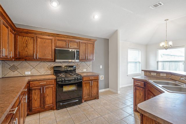 6528 Sierra Madre Drive, Fort Worth, TX 76179