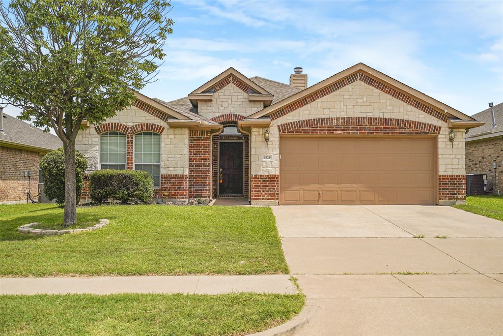 6528 Sierra Madre Drive, Fort Worth, TX 76179