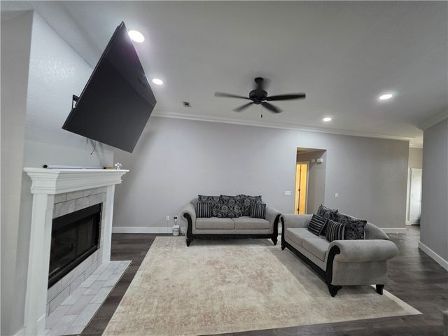 3036 Beaver Creek Street, Springdale, AR 72764