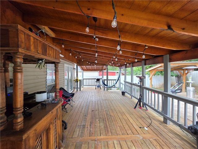 3036 Beaver Creek Street, Springdale, AR 72764