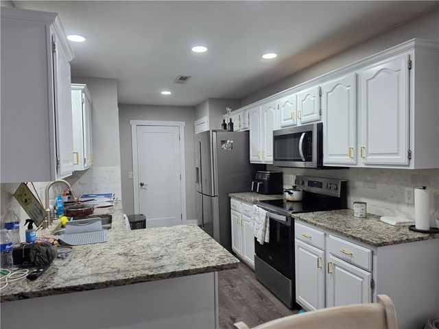 3036 Beaver Creek Street, Springdale, AR 72764