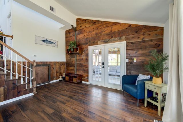 411 Galley Way, Freeport, TX 77541