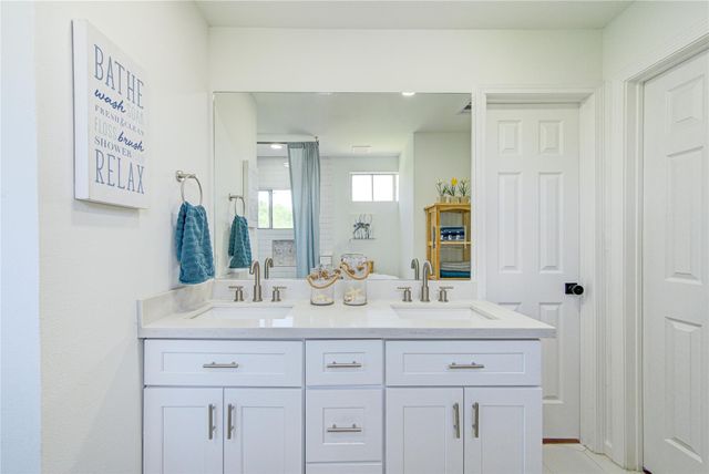 411 Galley Way, Freeport, TX 77541