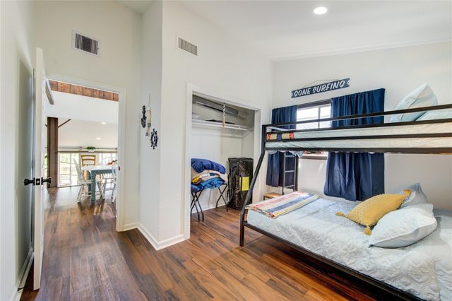 411 Galley Way, Freeport, TX 77541