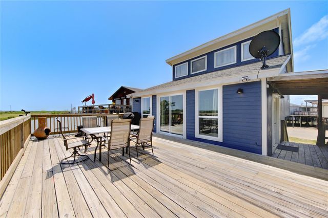 411 Galley Way, Freeport, TX 77541