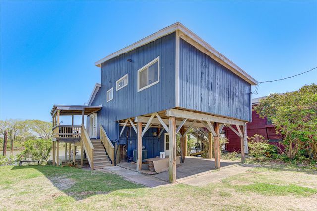 411 Galley Way, Freeport, TX 77541