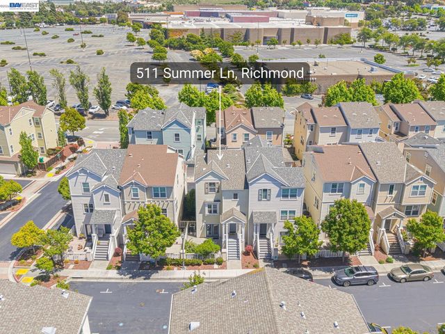 511 Summer Ln, Richmond, CA 94806