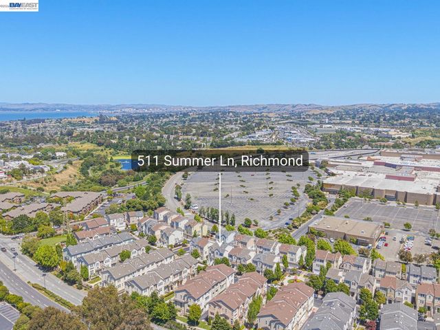 511 Summer Ln, Richmond, CA 94806