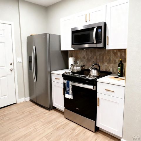 620 E 2nd St, Pueblo, CO 81001