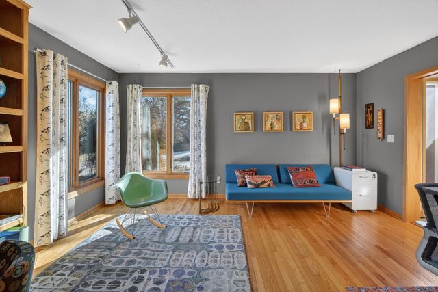 2900 Virginia Place, Des Moines, IA 50321