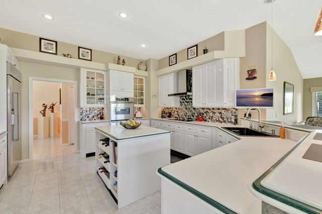 2799 SE Bluem Way, Port St Lucie, FL 34952