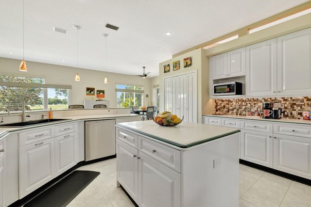 2799 SE Bluem Way, Port St Lucie, FL 34952