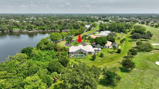 2799 SE Bluem Way, Port St Lucie, FL 34952