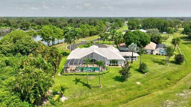 2799 SE Bluem Way, Port St Lucie, FL 34952