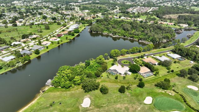 2799 SE Bluem Way, Port St Lucie, FL 34952