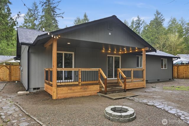 21707 Beachside Drive SE, Yelm, WA 98597