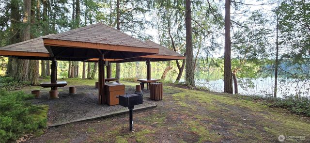 21707 Beachside Drive SE, Yelm, WA 98597