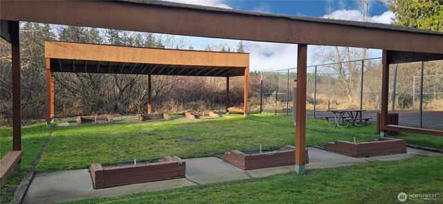 21707 Beachside Drive SE, Yelm, WA 98597