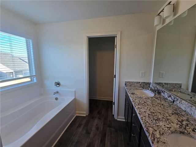 5521 Shallow Branch Drive, Flowery Branch, GA 30542