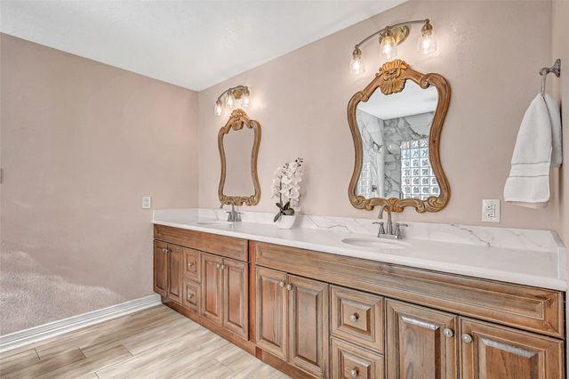 4721 Willow Street, Pasadena, TX 77586