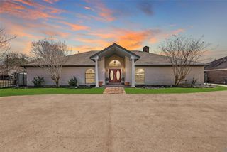 4721 Willow Street, Pasadena, TX 77586