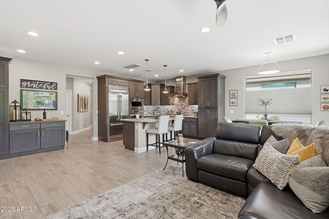 875 E VERDE Boulevard, Queen Creek, AZ 85140