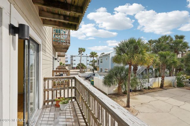 410 1ST Street S E, Jacksonville Beach, FL 32250