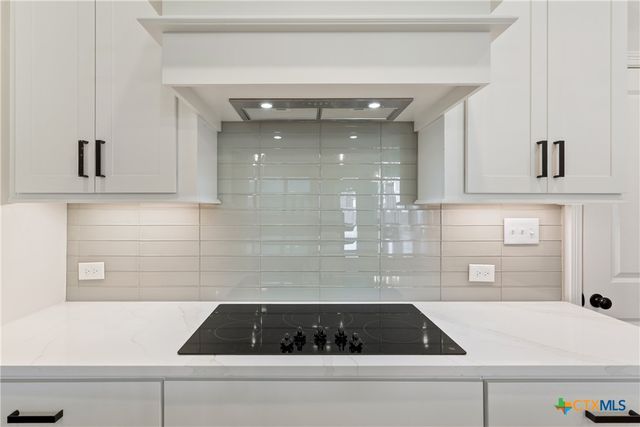 707 Eagle View Drive, Salado, TX 76571