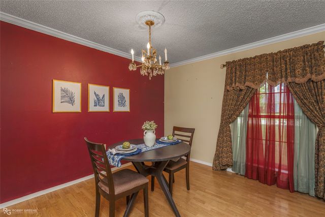 400 Plaza Circle, Bossier City, LA 71111