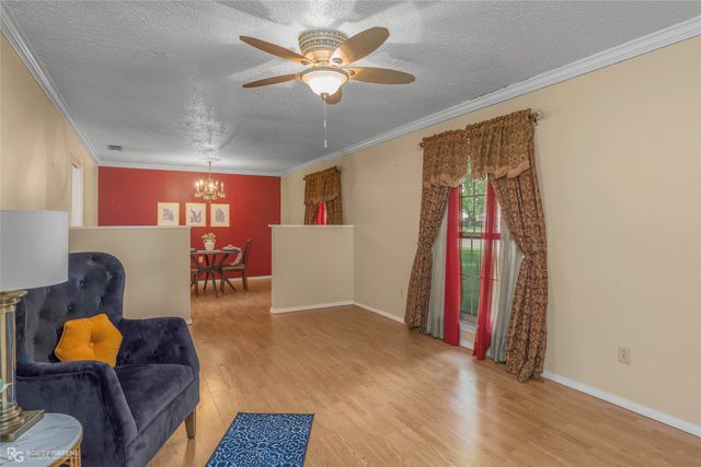 400 Plaza Circle, Bossier City, LA 71111